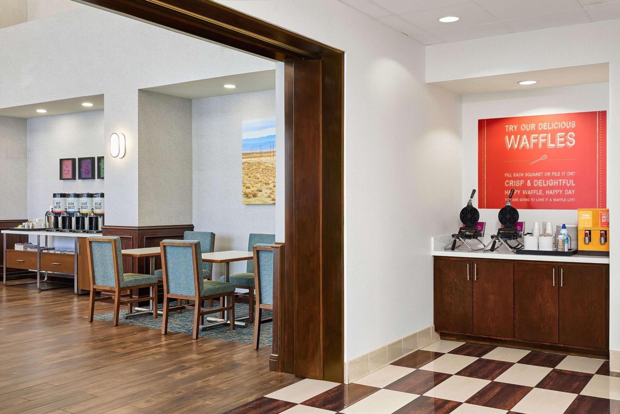 Hampton Inn & Suites Ridgecrest Luaran gambar