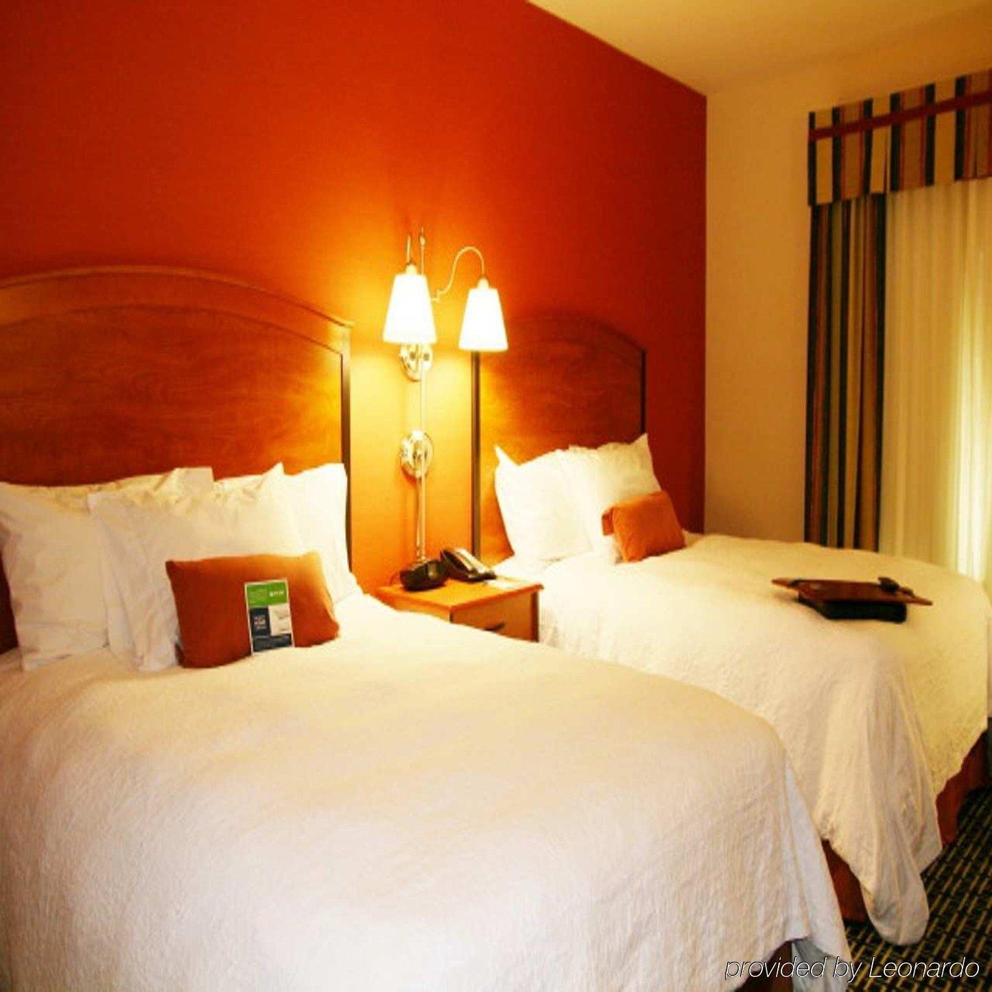 Hampton Inn & Suites Ridgecrest Bilik gambar