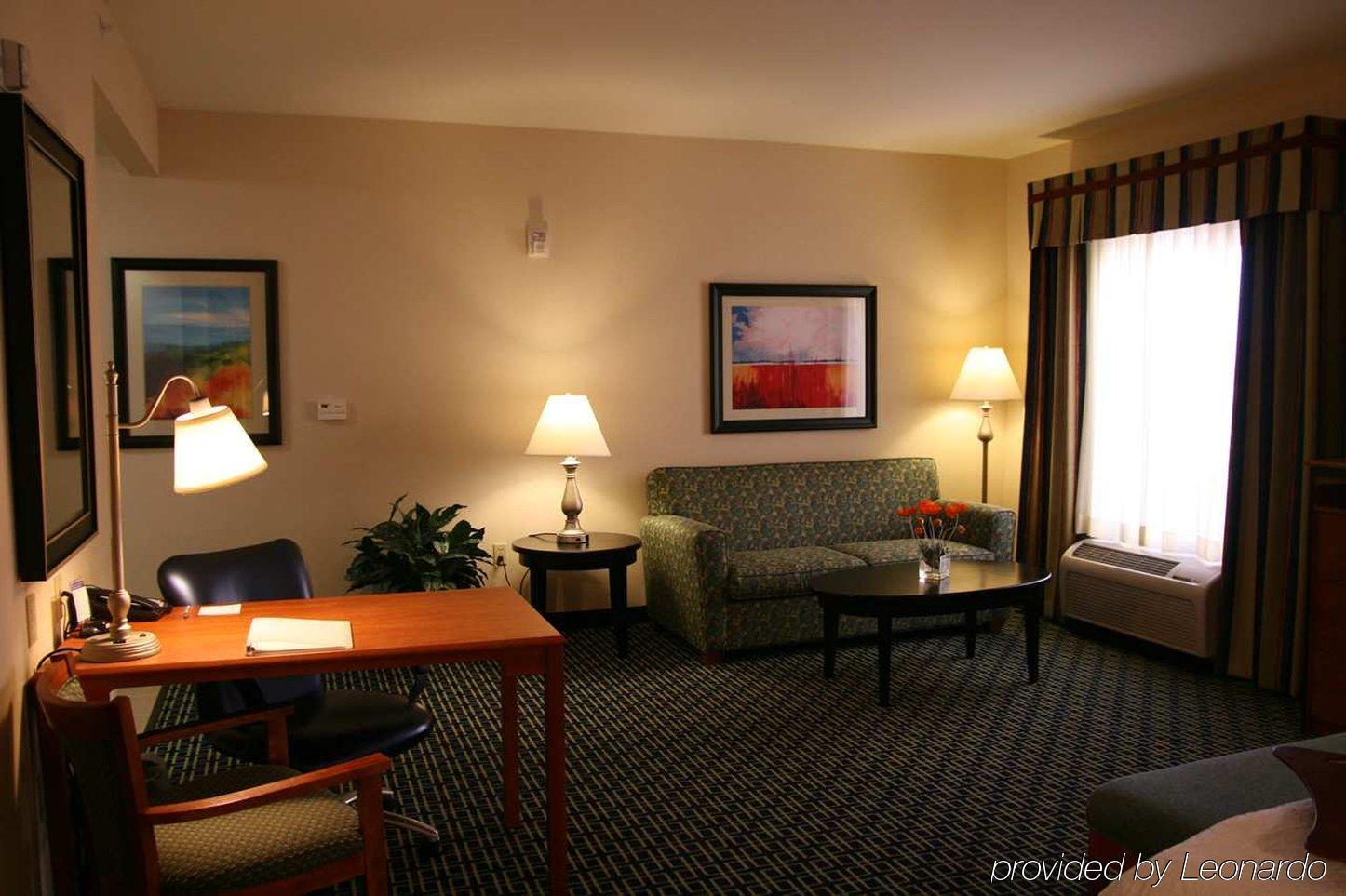 Hampton Inn & Suites Ridgecrest Bilik gambar